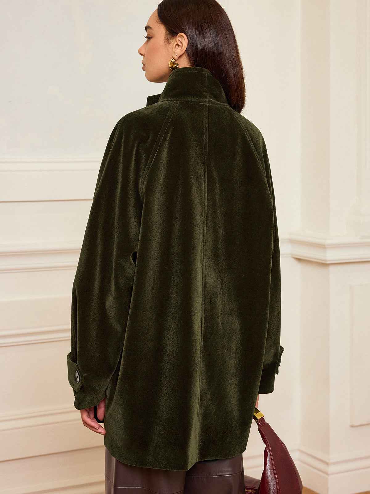 Sophie | Elegant Warm Velvet Winter Coat for Women with Pockets 6